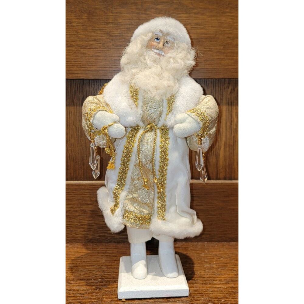 Vintage Christmas White Old World Santa Clause - House of Hatten by Lynn Haney